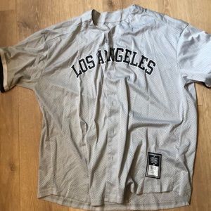 Men’s Shein Gray Shirt